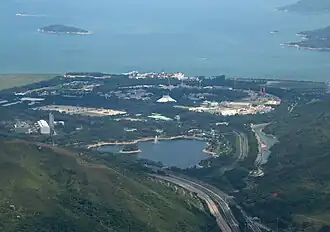 Das Disneylandgelände – Vogelperspektive, 2011[16]