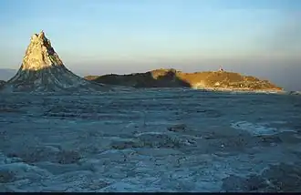 Öfchen oder „Hornito“ im Krater (August 2001)