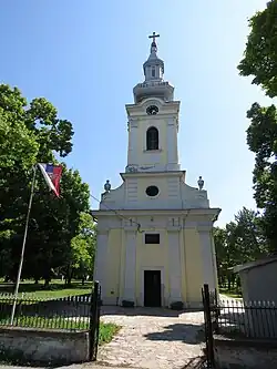 Die Mariä-Verkündigungs-Kirche in Idvor