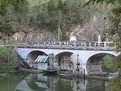 Staumauer des Hubertussees