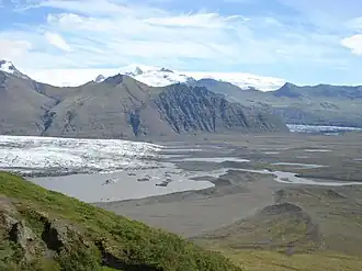Skaftafellsjökull und Hvannadalshnúkur