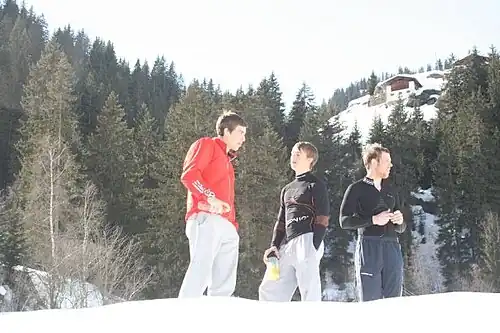 Stephen Hill (Mitte)