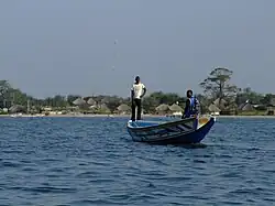 Blick vom Wasser aus auf Dionewar