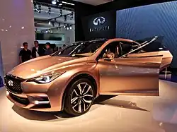 Infiniti Q30 Concept auf der IAA 2013