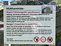 Infotafel im Gasterntal zur Sperrung