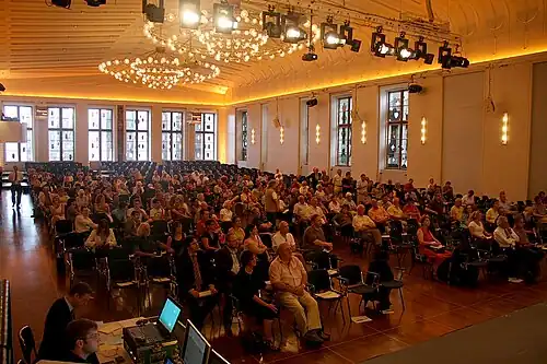 Informationsveranstaltung zum Ausbau des Godorfer Hafens