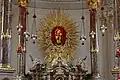 Gnadenbild „Maria unter den vier Säulen“ am Hochaltar