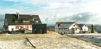 Jugendherberge (links) und Gasthof Stöhr