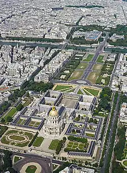 Hôtel des Invalides nach dem das Viertel benannt ist.