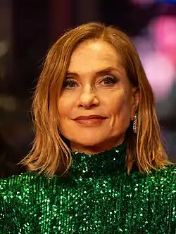 Die Französin Isabelle Huppert spielt Lucie und der Argentinier Nahuel Pérez Biscayart ihren Nachbarn Yann