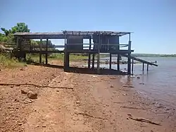 Einfache Holzgebilde