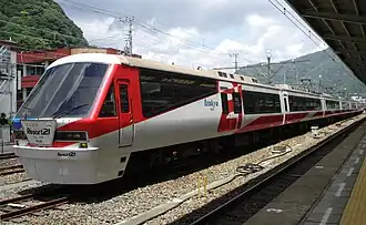 Triebzug der Baureihe 2100 in Izukyū-Shimoda