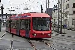 CityBahn-Variobahn bei der Einfahrt in den Hauptbahnhof, 2015
