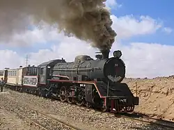 Dampfsonderzug im Bahnhof Faraifa. Lokomotive 82, gebaut 1959 in Japan
