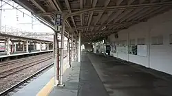 Bahnsteig 1 (Juli 2017)