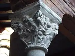 Kapitell des Südportals