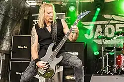 Bassist Michael Müller