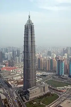 Jin Mao Tower vom Oriental Pearl Tower, mit dem SWFC im Bau 2005