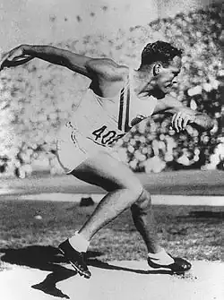 John Anderson verbesserte den olympischen Rekord zweimal und gewann&nbsp;Gold