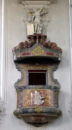Kanzel in der Pfarrkirche von Denklingen