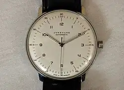 Armbanduhr im Design des Architekten Max Bill von Junghans, 1962