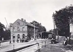 Haltestelle Nicolai­vorstadt (um 1900), damals noch am Bahn­übergang über die Stollberger Straße