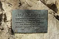 Gedenktafel für den Küsnachter Geologen Alexander Wettstein, am "Alexanderstein" im Küsnachter Tobel