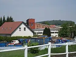Letztes Gebäude der Chlorkaliumfabrik auf dem Gelände Thiederhall I (Backsteinbau mit Schrägdach)