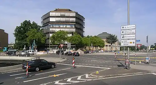 Kriegsstraße an der Kreuzung Kühler Krug in der Weststadt