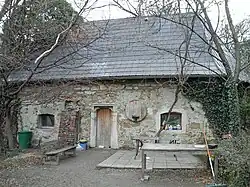 Karner neben der Pfarrkirche