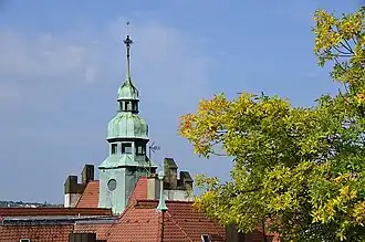 Bild des charakteristischen Turms der KS1