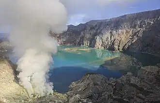 Kratersee des Ijen