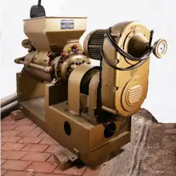 Kelter der Firma Duchscher aus Wecker (lux) mit intergrierter Abbeermaschine.jpg