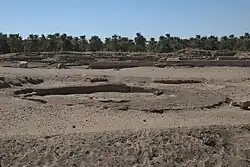 Ausgrabungsgelände der um 1500 v. Chr. gegründeten ägyptischen Stadt Pnubs