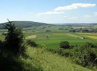Die Steinfirst (hinten links) von der Stephanskuppe aus gesehen