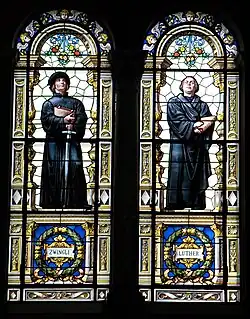 Fenster mit Huldrych Zwingli und Martin Luther