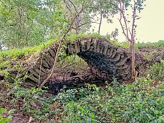 Alte Steinbrücke über den ehemaligen Mühlgraben