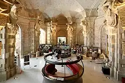 Hermen-Atlanten der Sala terrena im Stift Klosterneuburg, 18. Jahrhundert