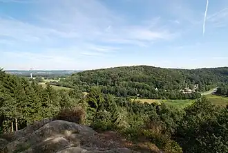 Blick vom Dreikaiserstuhl auf den Klotenberg und das Bocketal