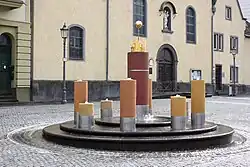 Pegelbrunnen auf dem Kapuzinerplatz zeigt die höchsten Wasserstände des Rheins