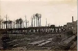 Koelberg I während des Krieges, ca. 1914 Anlage des Gräberfeldes und des Zaunes …