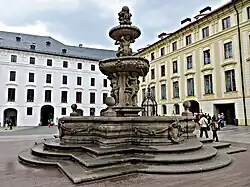 Brunnen 1686 Burg Hieronymus Kohl