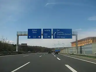 Die Bundesautobahn 4 am Kreuz Chemnitz