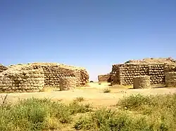 Historisches Ensemble von Qasr-e Schirin