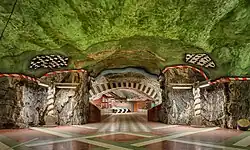 Kungsträdgården, Stockholm: Unterirdischer Garten in Anspielung an den früheren Schlossgarten