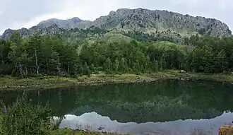 Ostflanke im Gipfelbereich oberhalb dem Großen See von Lura