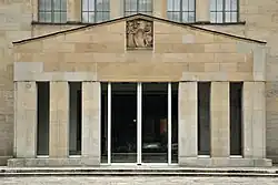 Athenerelief von Oskar Kiefer, 1910[30]