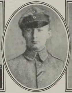 ovales Portraitfoto in Schwarz-Weiß