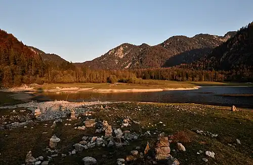 Nachsommerliches Niedrigwasser (Oktober)