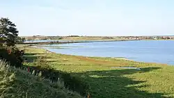 Damm der den Lønnerup Fjord vom Limfjord trennt